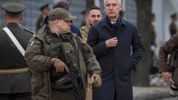NATO Genel Sekreteri'nden Ukrayna'ya sürpriz ziyaret