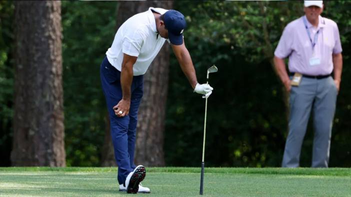 Golfün efsane ismi Tiger Woods ameliyat oldu