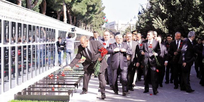 Şuşa şehitleri Bakü’de anıldı