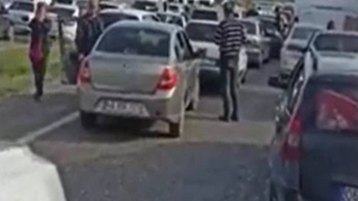 Trafikte "Erdoğan" krizi çıktı: Yol çift yönlü trafiğe kapatıldı