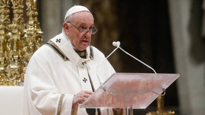 Papa Franciscus, kadınlara piskoposlar toplantısında oy kullanma hakkı tanıdı