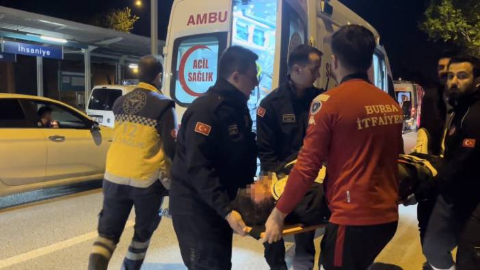 Bursa’da çekicinin paletlerine çarpan araç takla attı: 2 yaralı