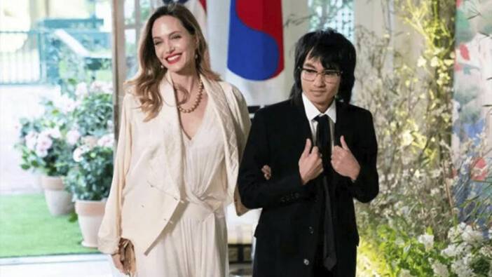 Angelina Jolie ve oğlu Beyaz Saray'da