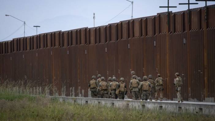 ABD, Meksika sınırına bin 500 asker gönderecek
