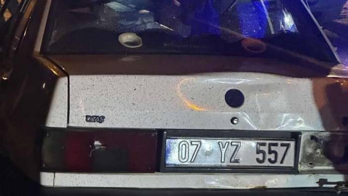Antalya'da otobüs ile otomobil kafa kafaya çarpıştı: 1 ölü