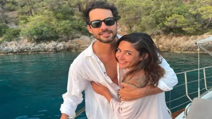 Şarkıcı Melek Mosso sevgilisiyle aşk pozunu paylaştı