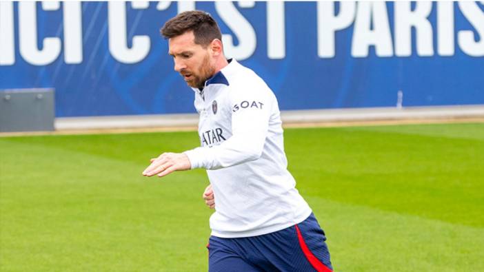 PSG'de affedilen Messi antrenmana çıktı