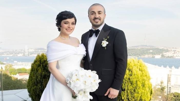 Ezgi Mola evlendi. Gelinliği sosyal medyada olay oldu