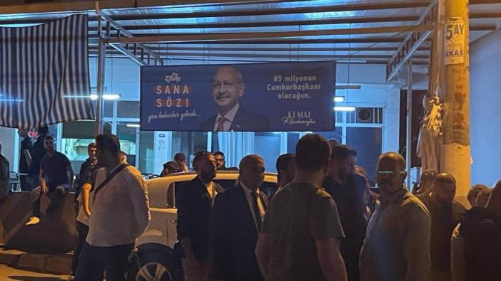 CHP İzmir Buca seçim bürosuna saldırı