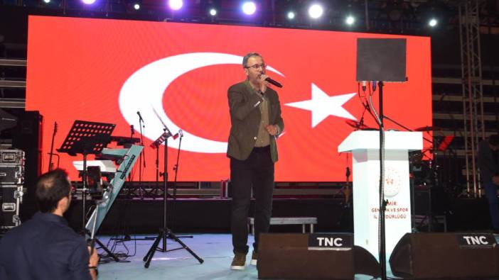 Jimnastik şöleninde seçim propagandası yapan Bakan Kasapoğlu İzmir’de yuhalandı