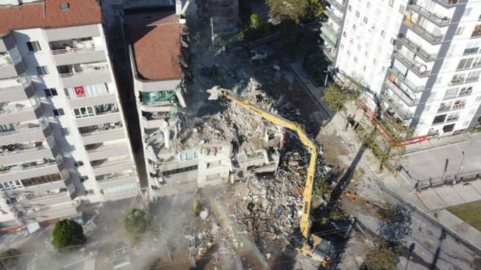 Depremde yıkılan Yılmaz Erbek Apartmanı davasında Kamu görevlileri hakkında hapis istemi
