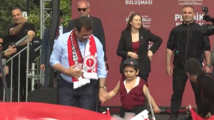 İmamoğlu, İstanbul’da mitingde çocukla birlikte horon tepti