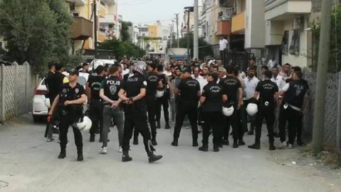 Tarsus'ta oy sayımı sırasında bıçaklı kavga