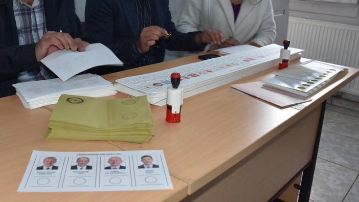 AKP Hakkari'de seçim sonuçlarına itiraz etti