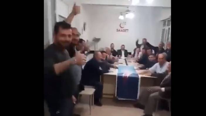 Saadet Partisi’nden Kılıçdaroğlu’na tam destek. Ellerini masaya vurarak bağırdılar
