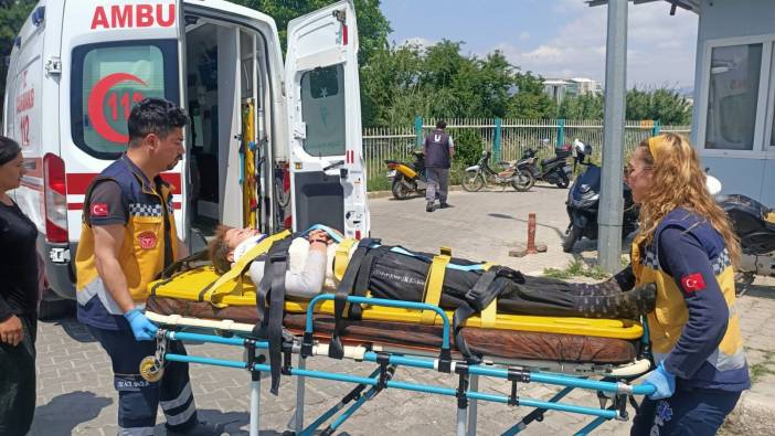 Tarım işçilerini taşıyan minibüs kamyonet ile çarpıştı: 9 yaralı