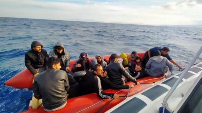 Aydın'da 21 kaçak göçmeni Sahil Güvenlik kurtardı
