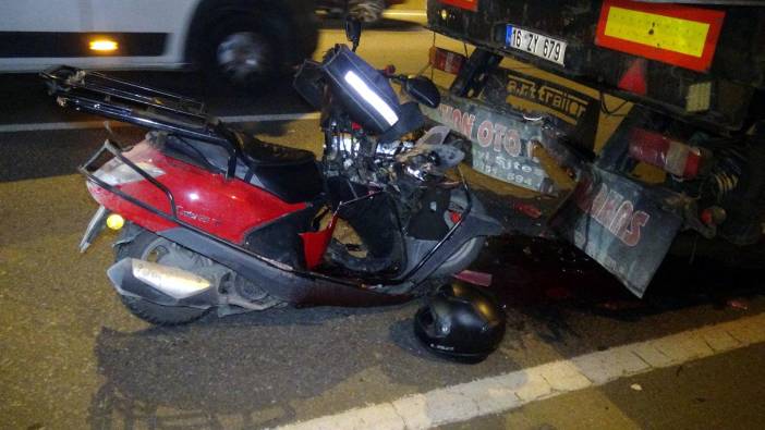 TIR'a çarpan motosiklet sürücüsü öldü