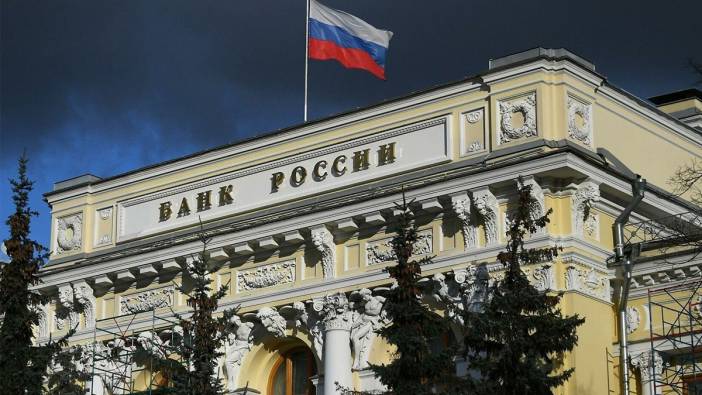 AB Rusya Merkez Bankası'nın 200 milyar avrodan fazla varlığını dondurdu
