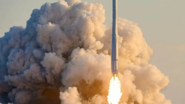 Güney Kore ilk yerli roketi Nuri'yi başarıyla fırlattı
