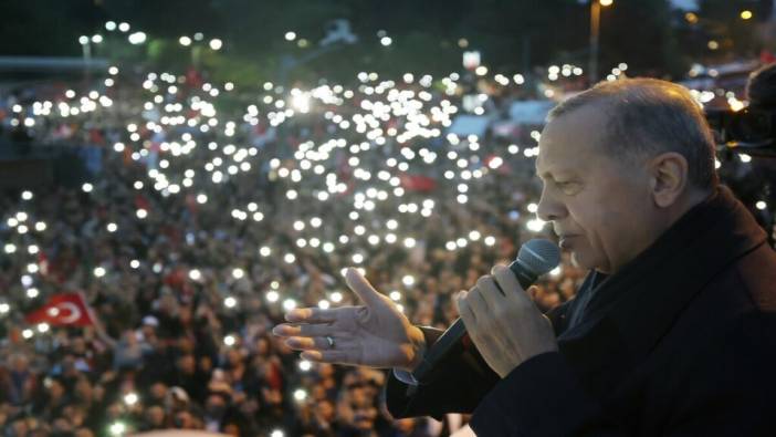 Erdoğan'ın balkon konuşmasında "Selo'ya idam" sloganları yükseldi