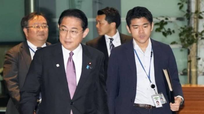 Japon başbakan resmi konutta parti veren oğlunu kovdu. Ahlak ve erdem böyle bir şey