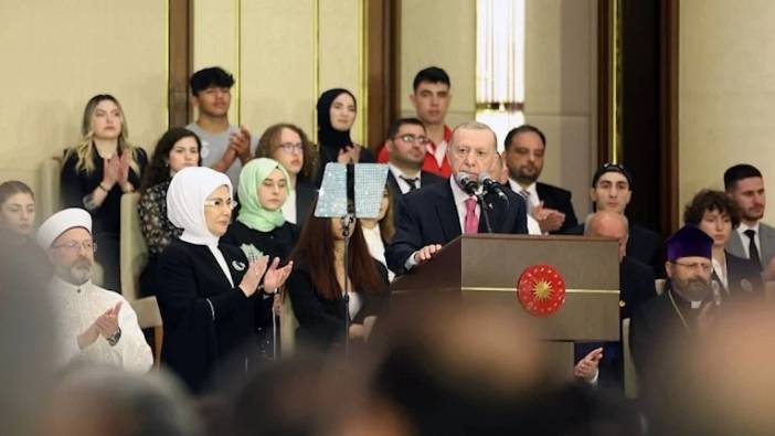 Erdoğan'ın yemin törenine askeri öğrencilerin zorla götürüldüğü ortaya çıktı. Askeri öğrencilere harçlıklarıyla takım elbise almaları için emir verilmiş