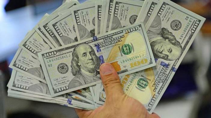 Dolar piyasalar açılmadan yine gaza bastı