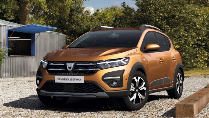 Otomobil almak hayal oldu. Dacia Sandero Stepway'in Haziran ayı zamlı fiyat listesi