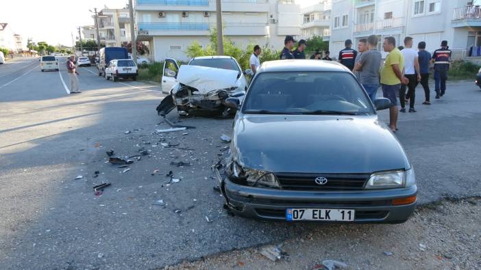 Antalya’da feci kaza: 8 yaralı