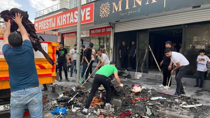 Diyarbakır'da giyim mağazasında 2 milyon değerinde ürün kül oldu