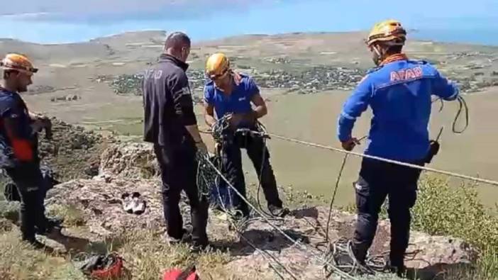 Dağda mahsur kalan Afgan uyruklu çoban kurtarıldı