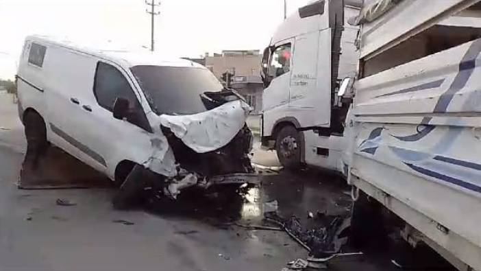 Mersin'de 4 araç çarpıştı: 7 yaralı