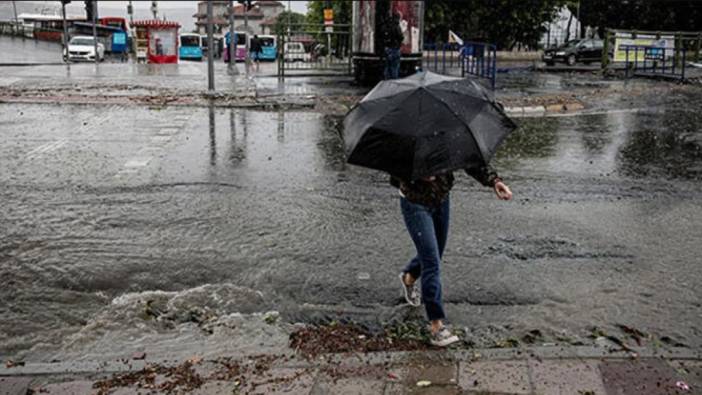 Meteoroloji'den 11 il için kuvvetli yağış uyarısı: Sel, sağanak, yıldırım ve dolu…