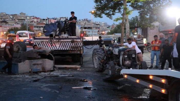 Gaziantep'te traktör ile servis minibüsü çarpıştı: 1 ölü, 1 yaralı