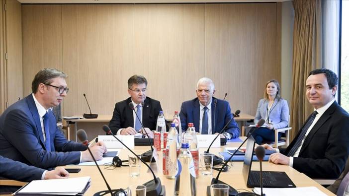 Kosova ve Sırbistan'ın liderleri Brüksel'de bir araya gelecek