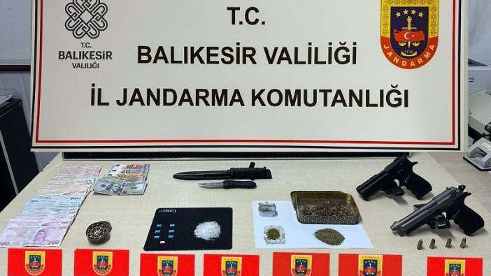 Jandarma'dan uyuşturucu operasyonu: 17 gözaltı