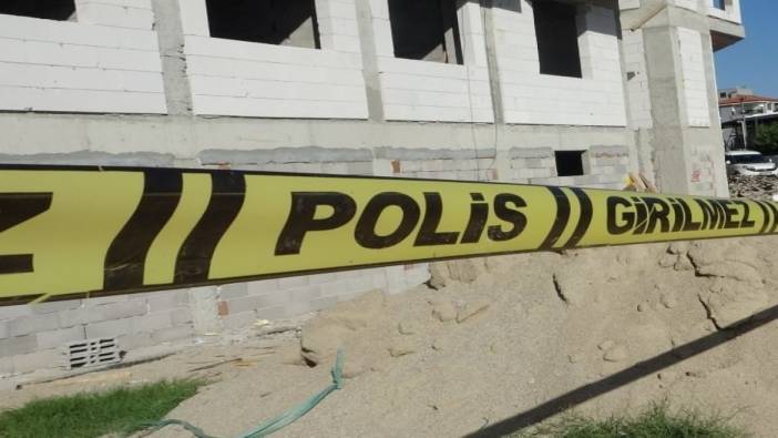 Denizli'de yıkılan duvarın altında kalan inşaat ustası hayatını kaybetti