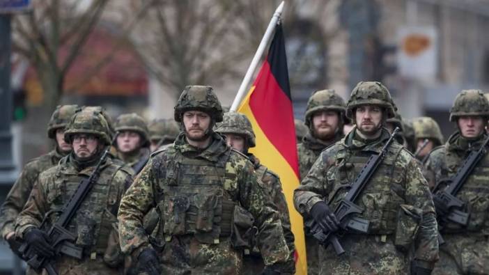 Almanya Litvanya'ya yaklaşık 4 bin kalıcı asker gönderecek