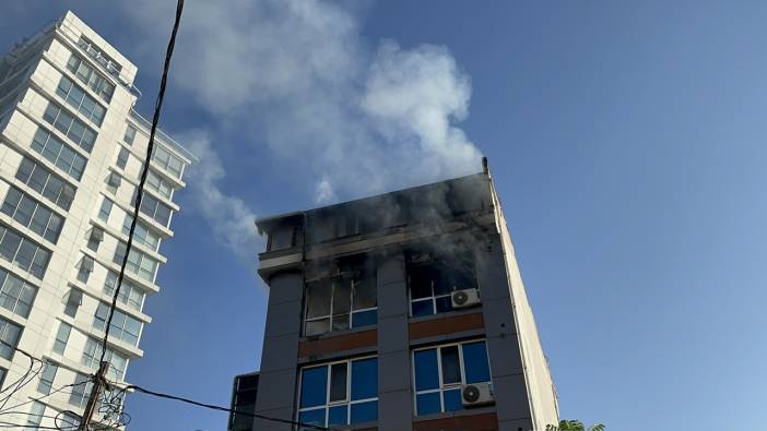 Ataşehir'de apart otelde yangın