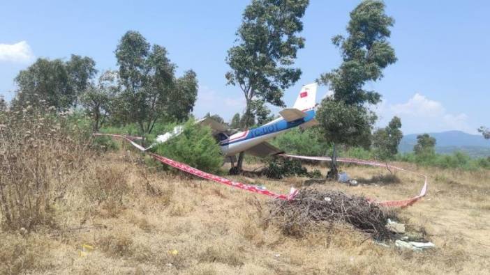 İzmir'de özel uçak araziye düştü