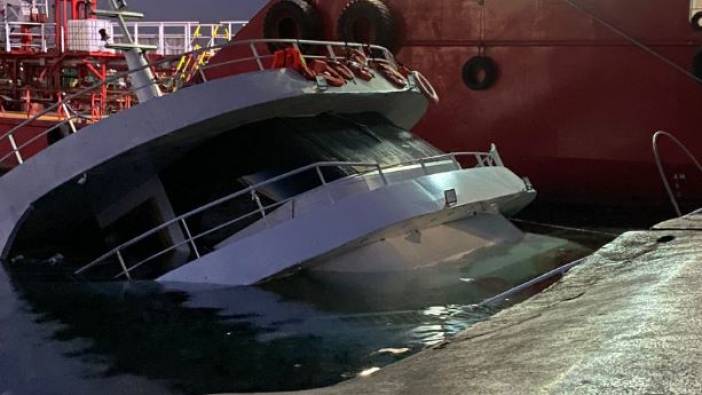İstanbul'da tur teknesi battı