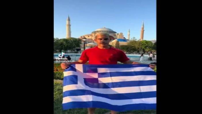 Ayasofya önünde Yunan bayrağı açıp ‘Bir gün gerçek sahibine dönecek’ demişti. Ülkeye girişi yasaklandı