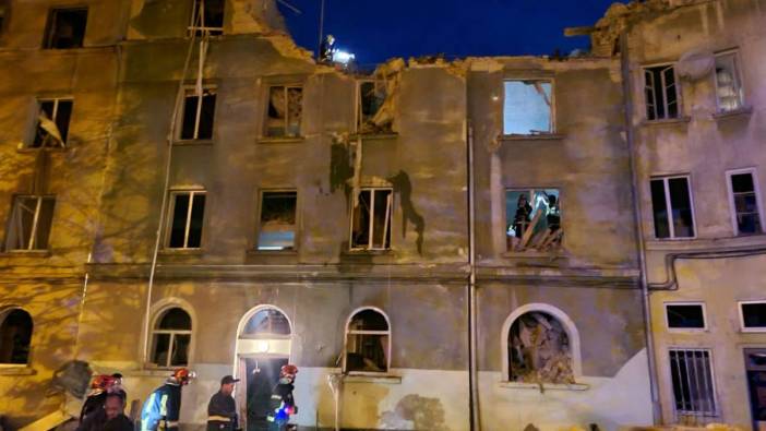 Rusya’dan Ukrayna’ya hava saldırısı. Füze apartmana isabet etti 4 kişi öldü