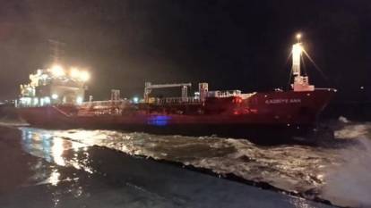 İstanbul'da tanker karaya oturdu. Kaptandan “Kırılmak üzereyiz, batıyoruz” anonsu