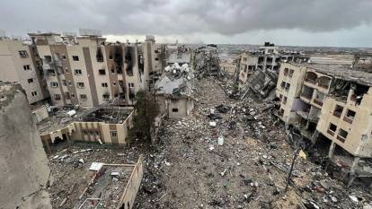 İsrail Gazze’de tarihi de yok etti