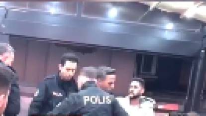 İstanbul'da sivil polis taklidi yapan kişi polislere yakalandı!