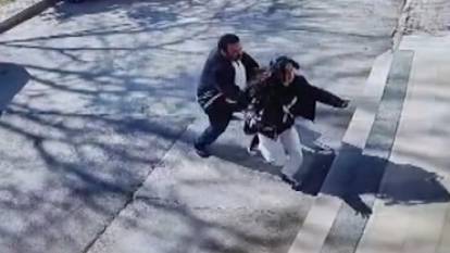 Antalya'da sokak ortasında kız çocuğuna saldırdı: Savunması 'pes' dedirtti!