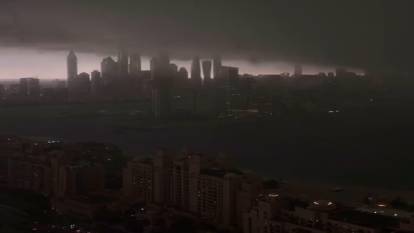 Film değil gerçek: Dubai’yi vuran sel felaketinin ilk anları ortaya çıktı