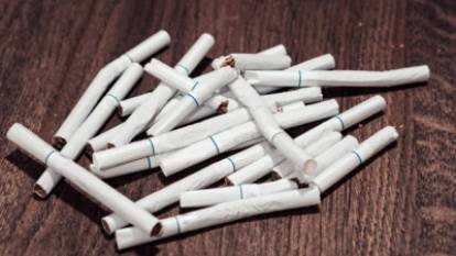 Mentollü sigara yasağı askıya alındı